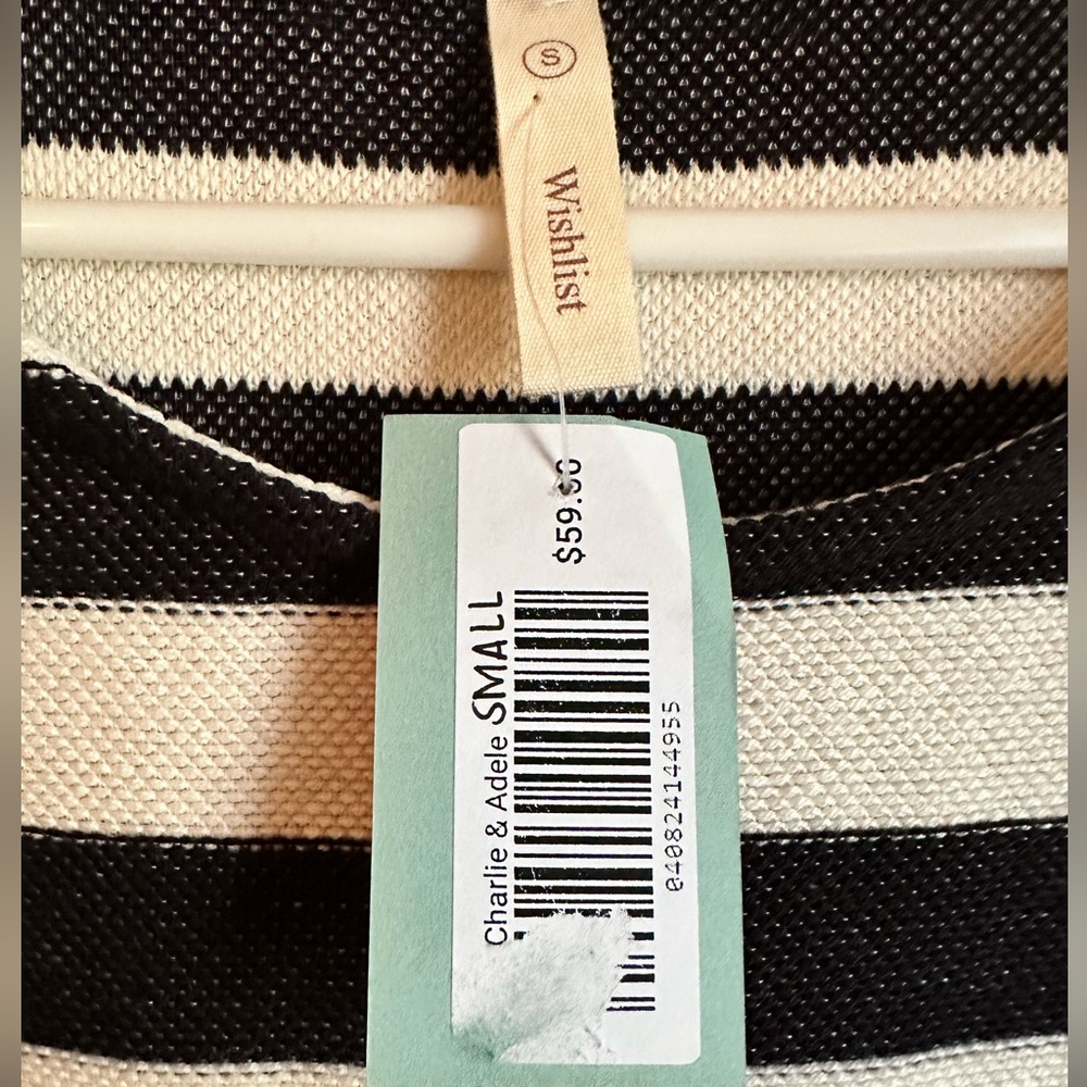 NWT SUPER CUTE DRESS - Picture 2 of 3